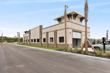 Hurricane Express Wash in Fort Myers, FL